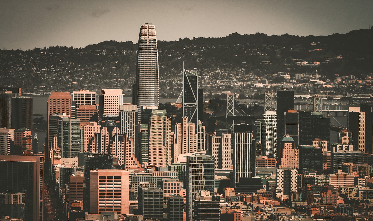 尤其是在 尤其是在